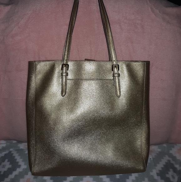 Purse - Picture 2 of 4